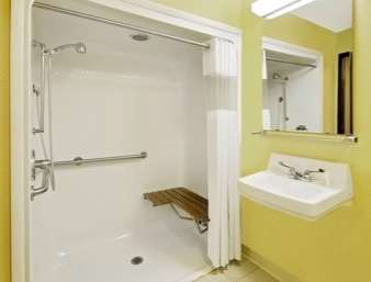 Quality Near Us-224 Hotel Decatur