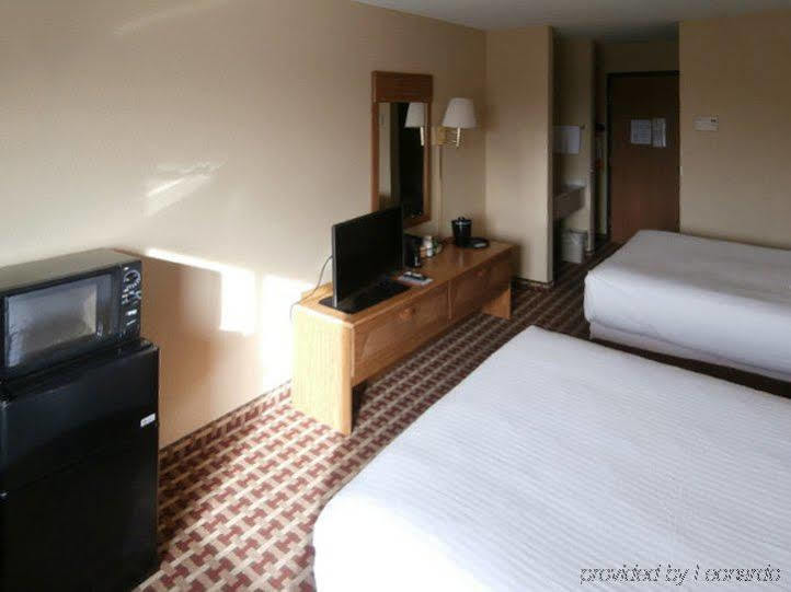 Quality Near Us-224 3*