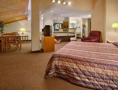 Hotel Quality Near Us-224 3*