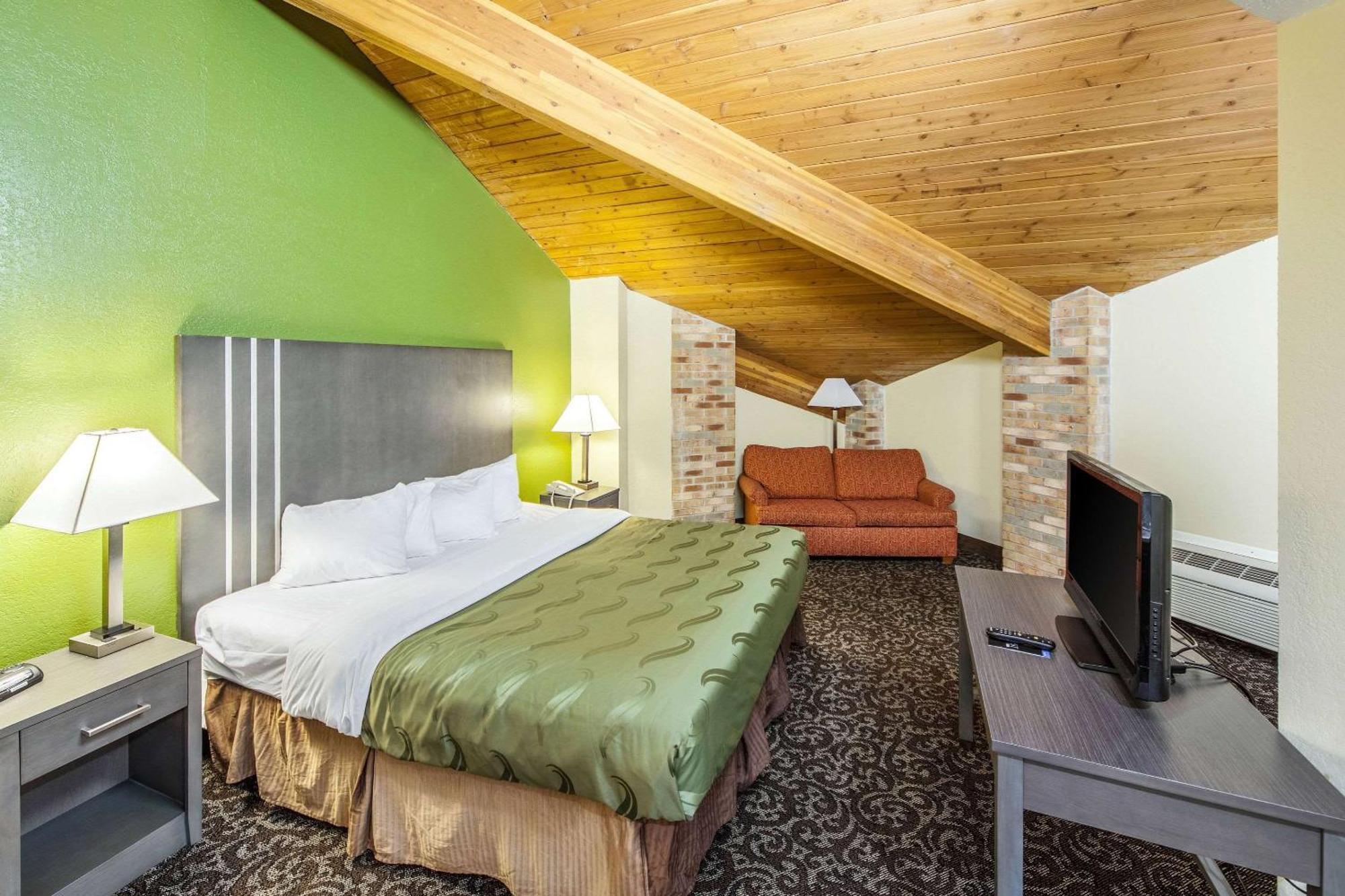 Hotel Quality Near Us-224 Decatur