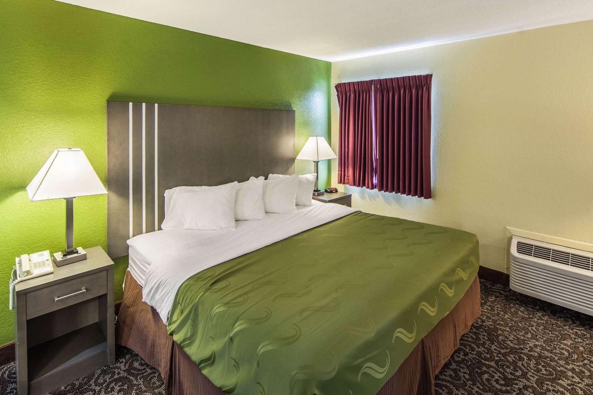 Quality Near Us-224 Hotel